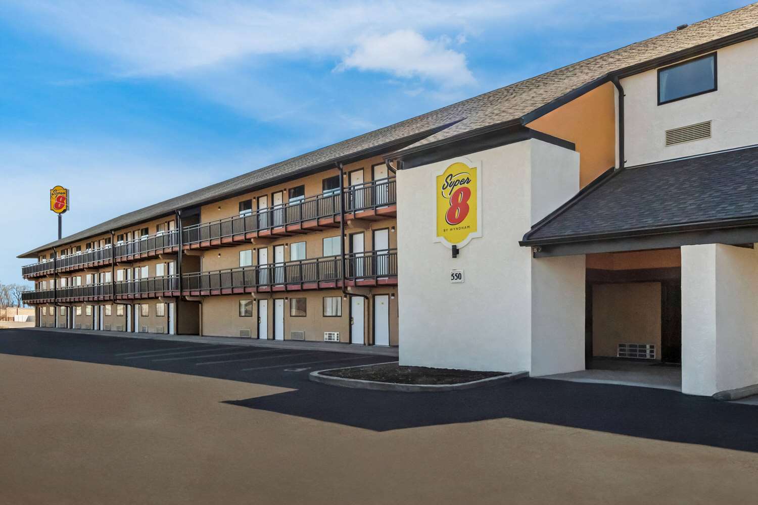 Super 8 by Wyndham Vandalia/Dayton International Airport OH 4/15