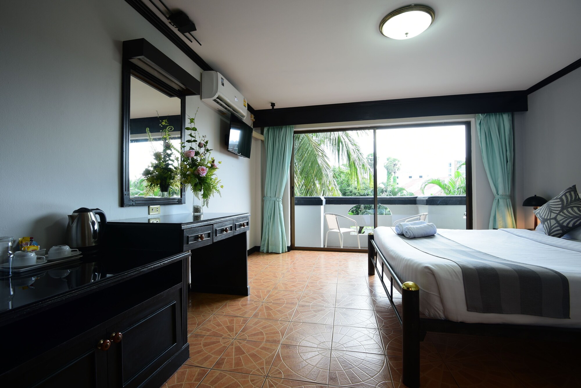 1 BEDROOM, CLASSIC, SINGLE, DOUBLE BED