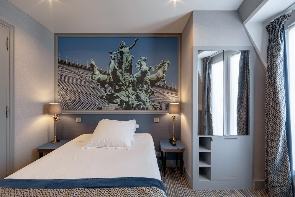 Hotel Saint Christophe 30/68