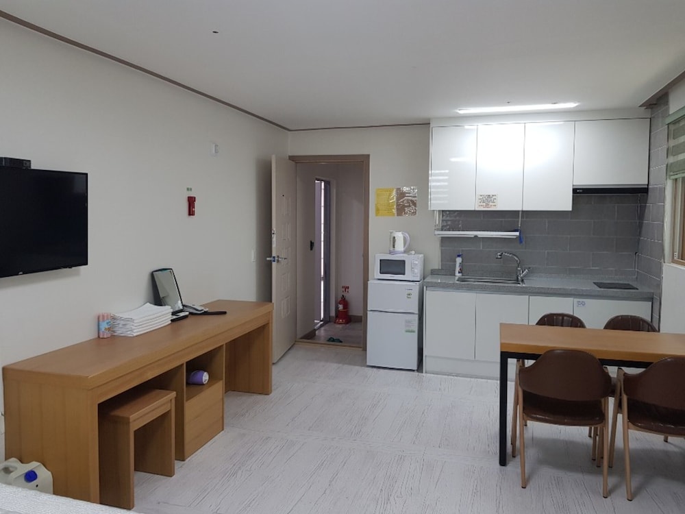 Daecheon 323 Condo 16/30