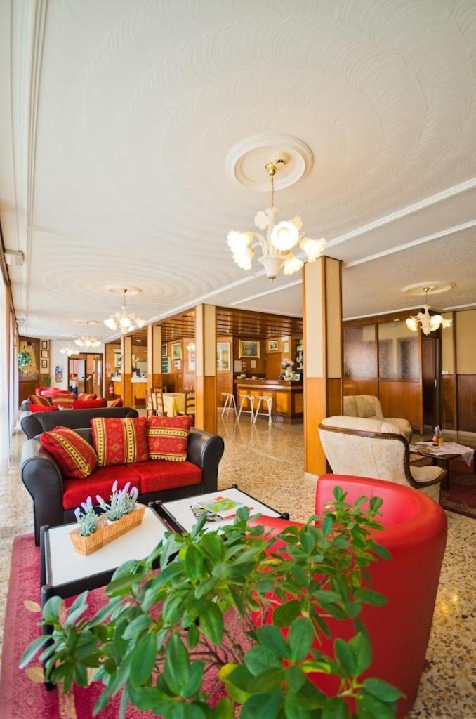 Hotel Bianchi Bibione 42/57