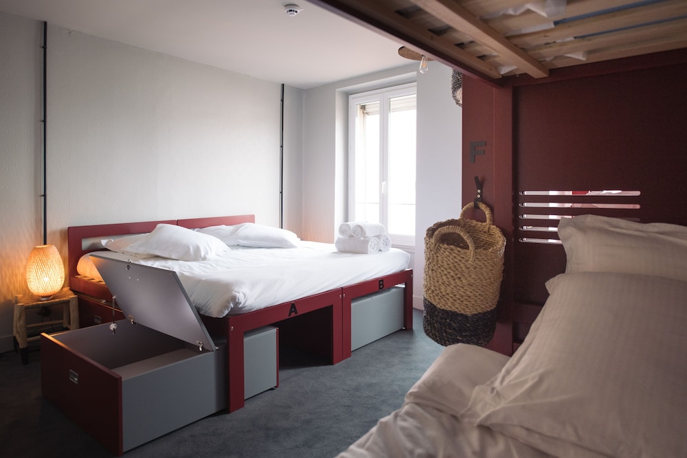 Ho36 Hostels 12/42