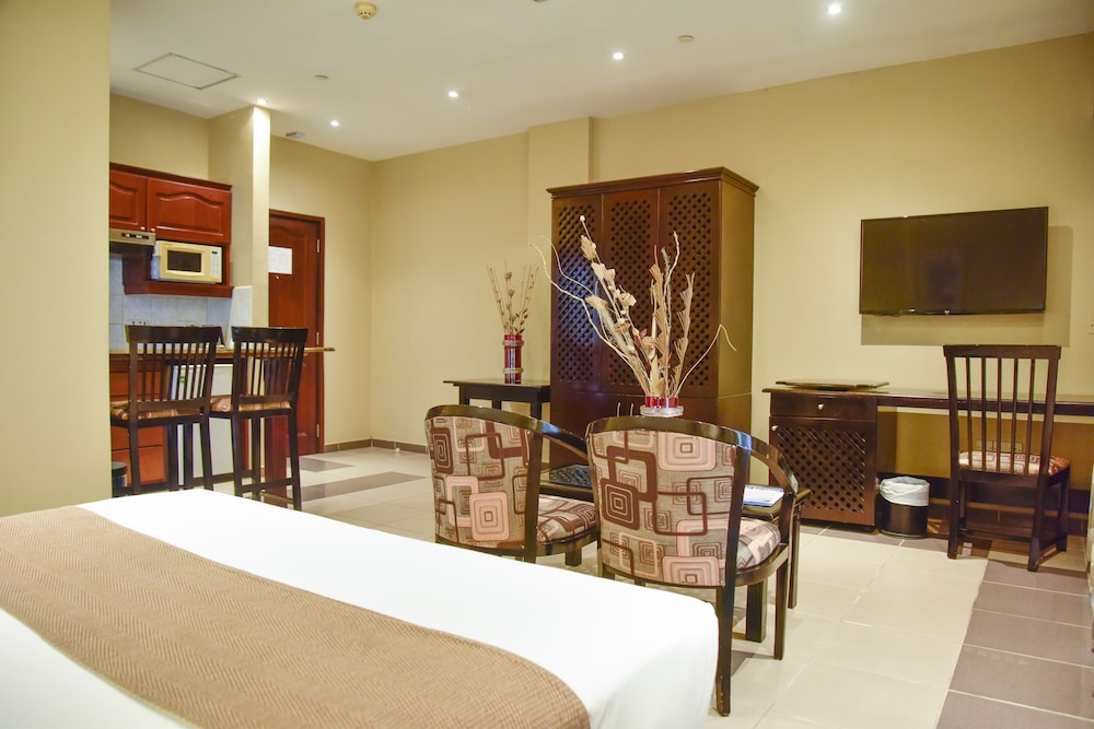 Harbour View Suites 48/60