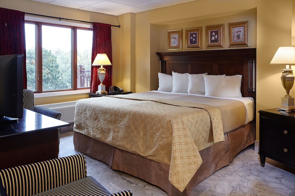 Ocean Inn and Suites 34/72