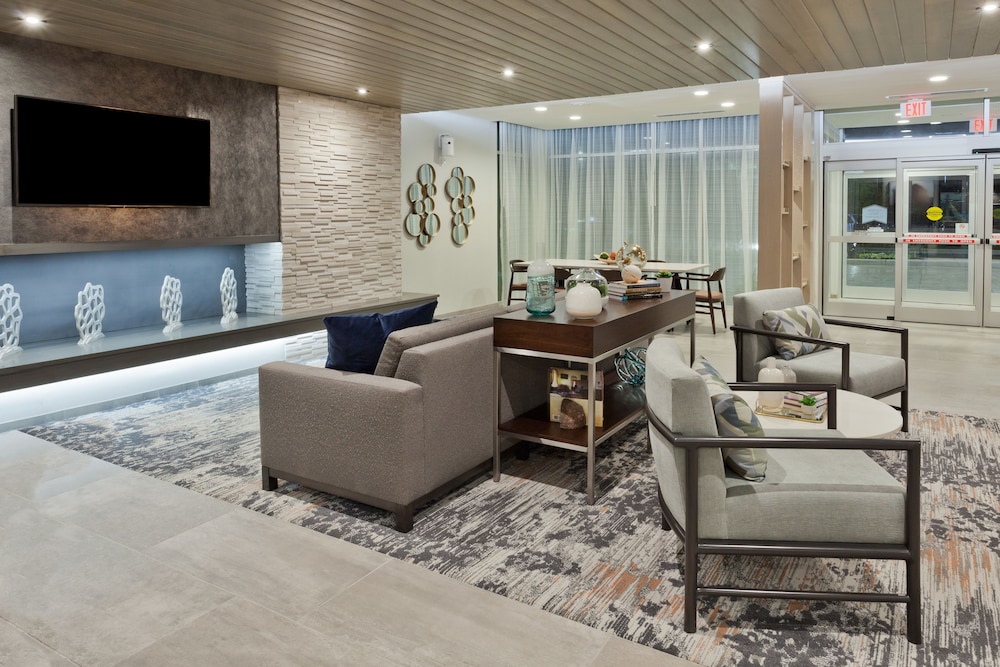 Fairfield Inn And Suites By Marriott Birmingham Colonnade 26/30