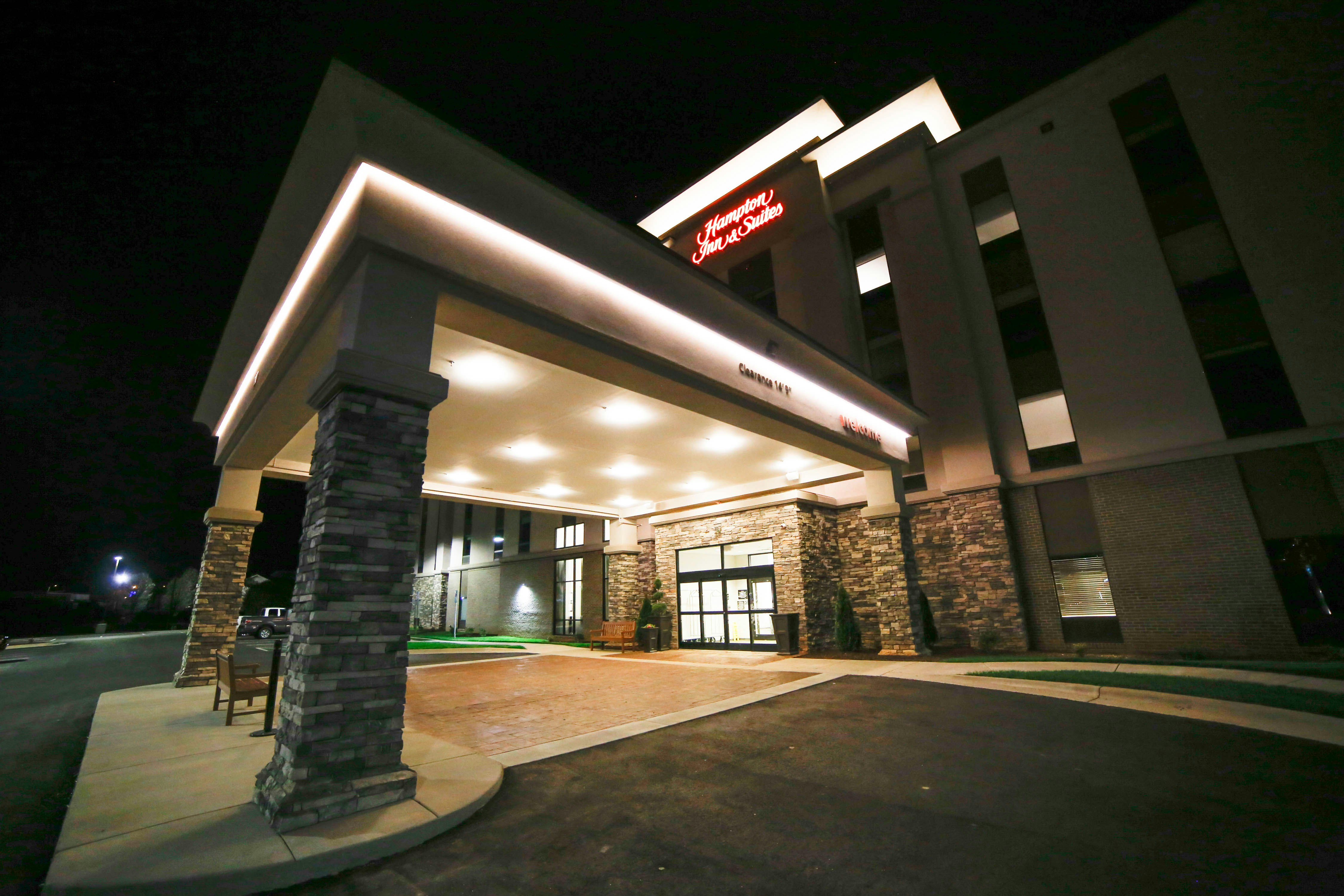 Hampton Inn Suites Forest City Nc 2/43