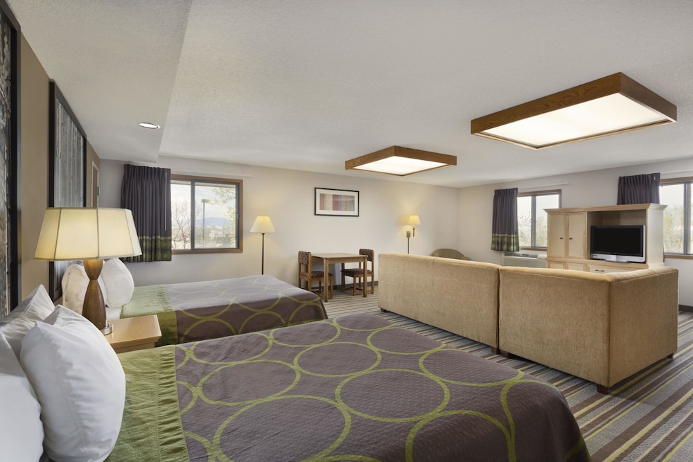 Super 8 by Wyndham Westminster Denver North 5/21