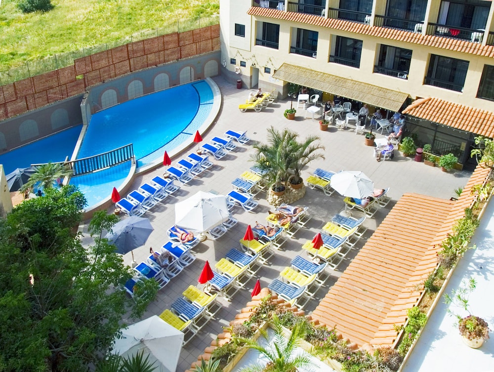 Canifor Hotel 40/44