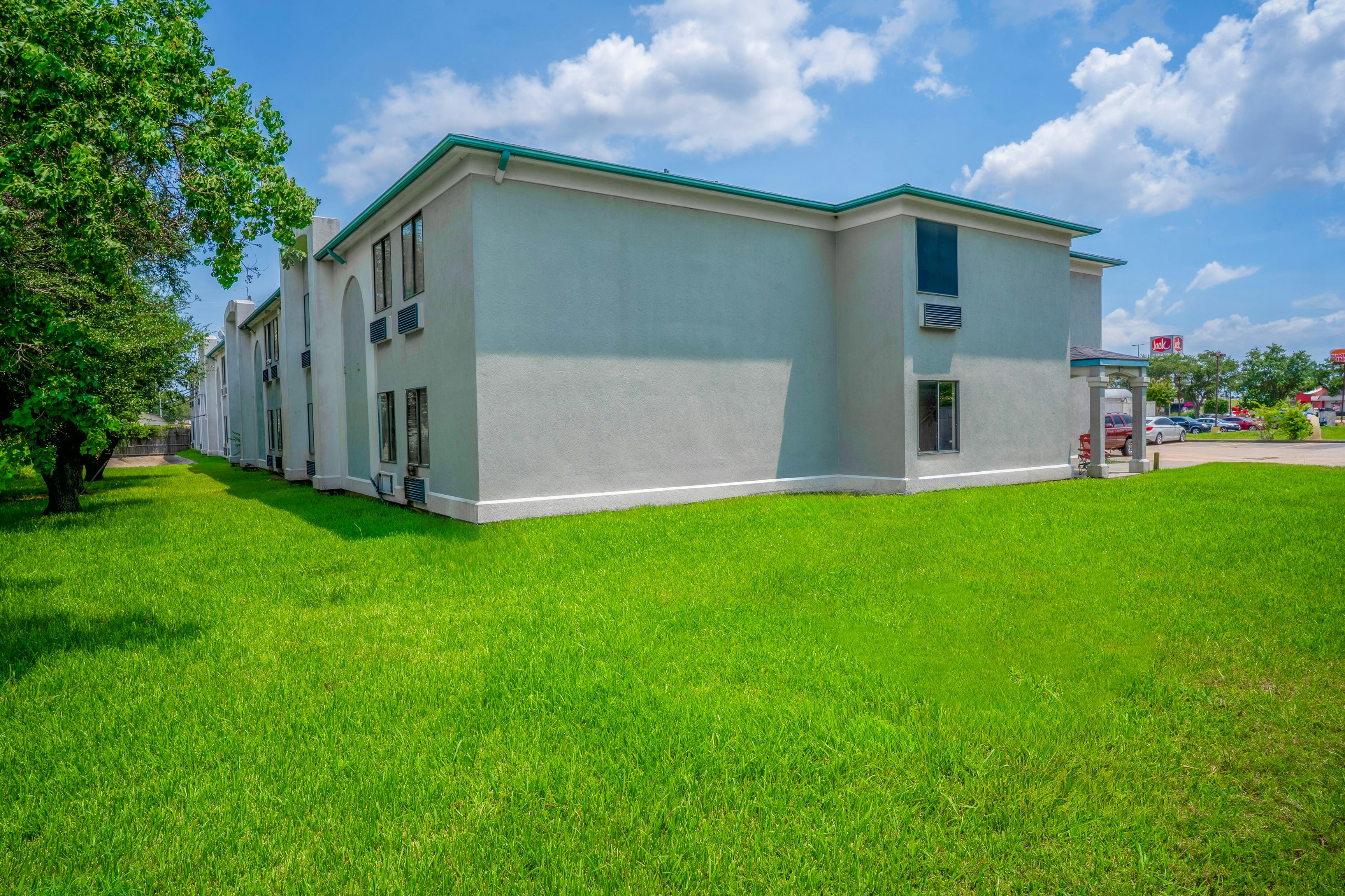 Fairway Inn 41/51