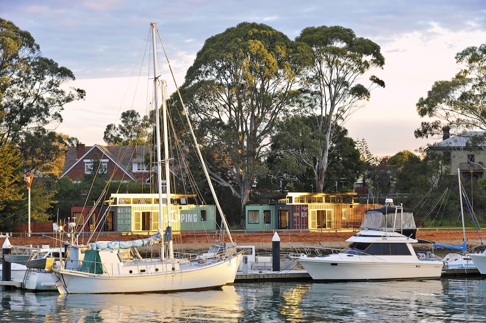 Coastal Pods Wynyard 21/25