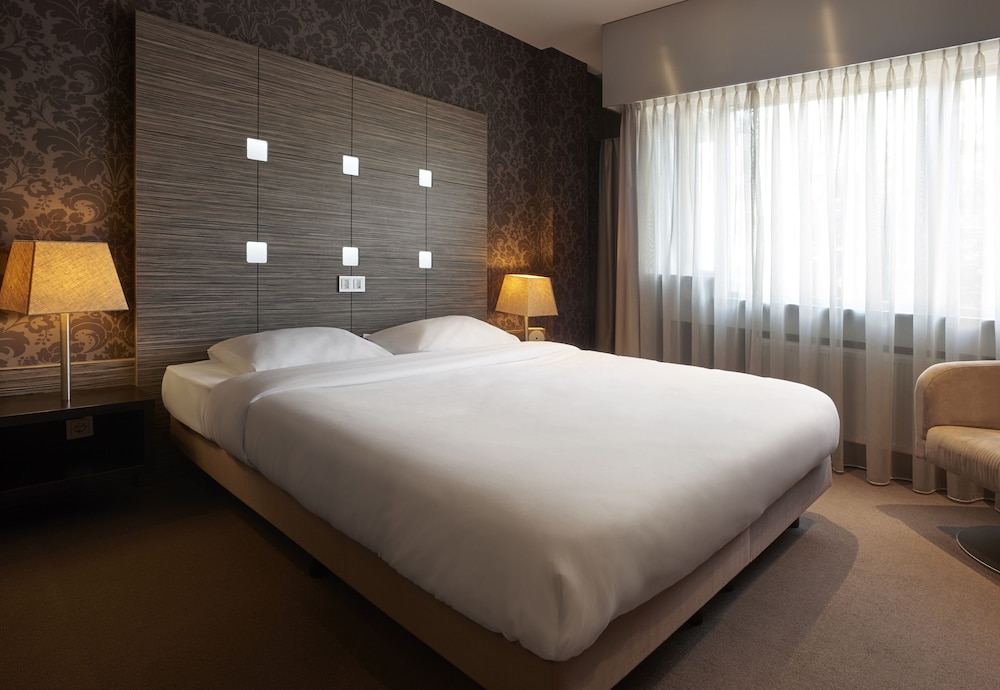 Mercure Hotel Tilburg Centrum 22/67
