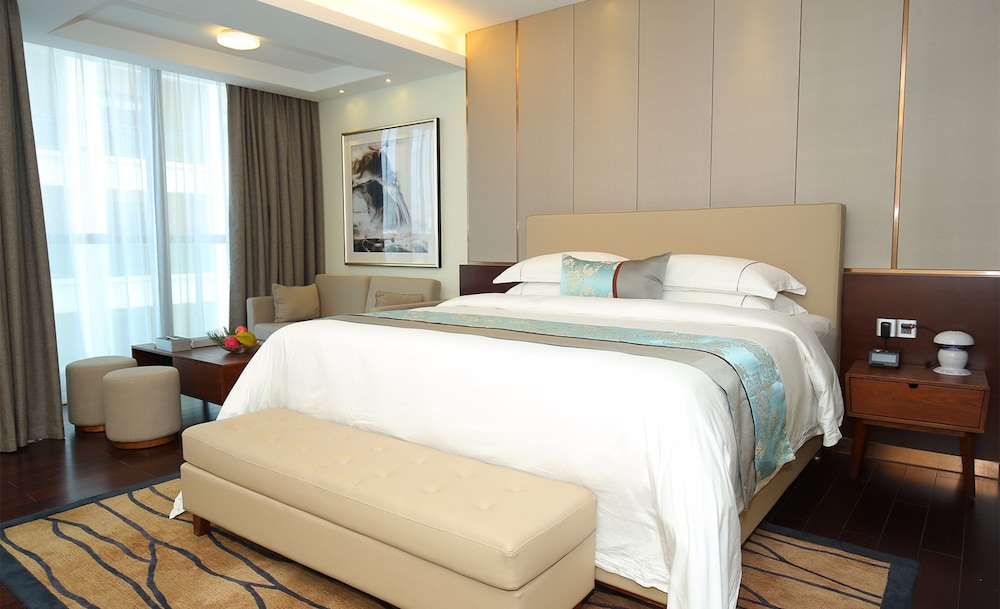 Sanya Shuang Da International Hotel 4/21