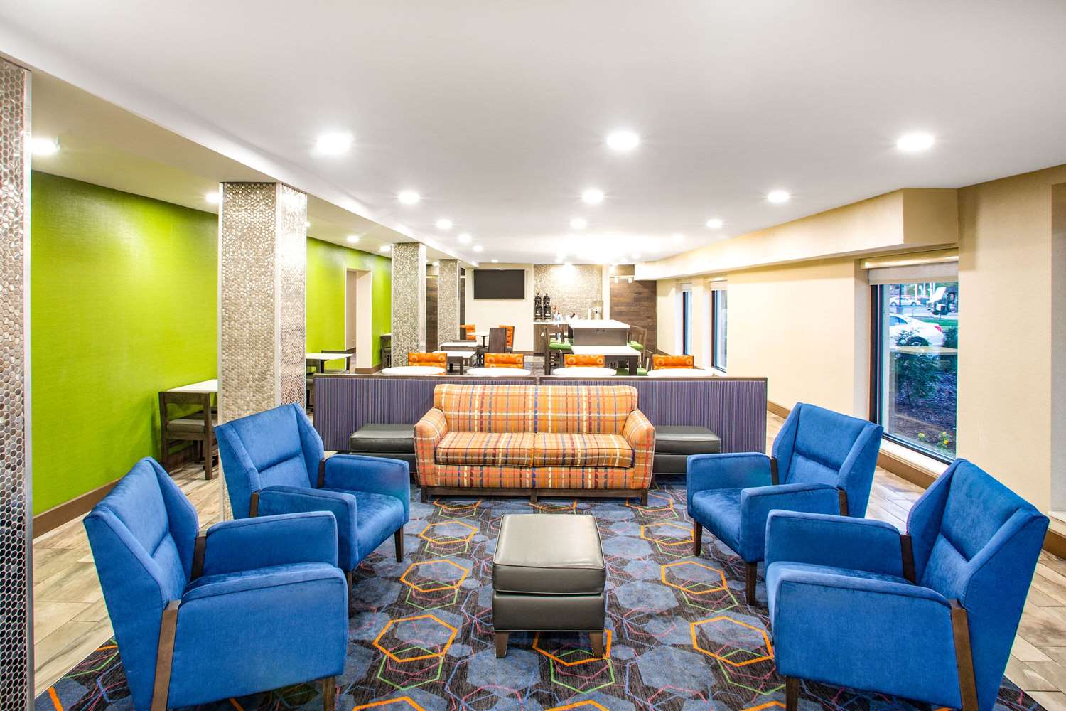 La Quinta Inn St Louis Hazelwood Airport North 43/59