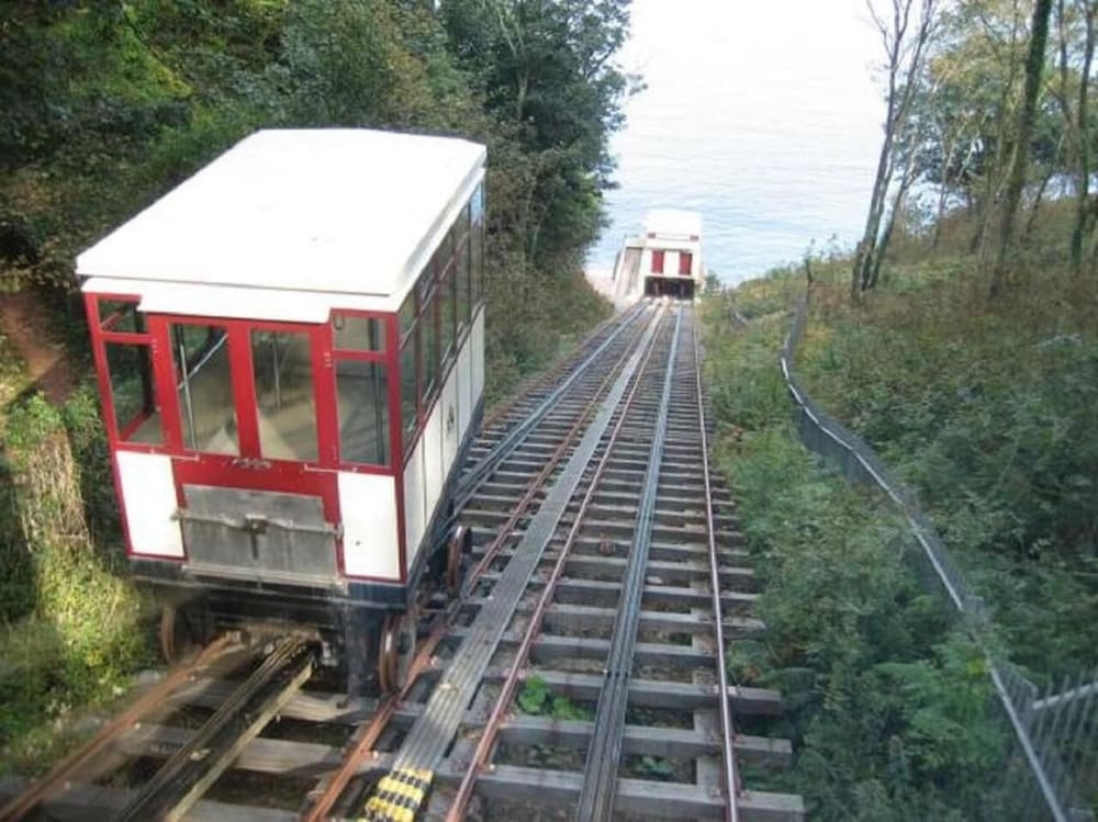Trecarn Hotel Torquay 16/41