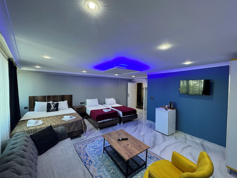 Grand Lara Hotel & Apartments 17/28