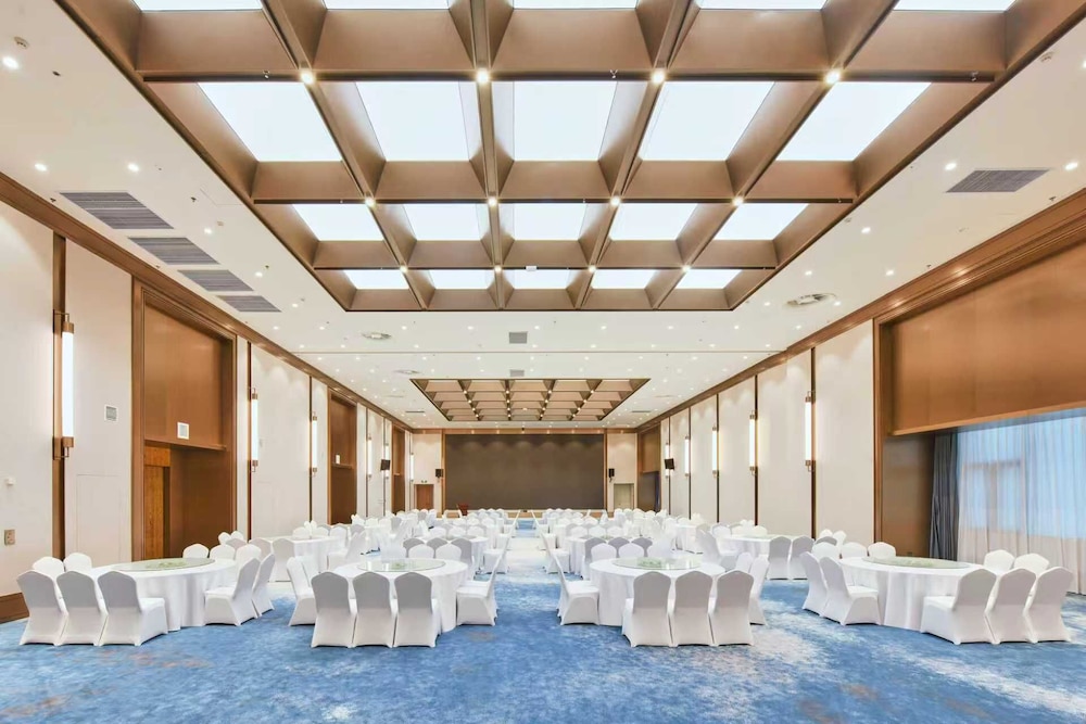Novotel Jinan Airport 21/28