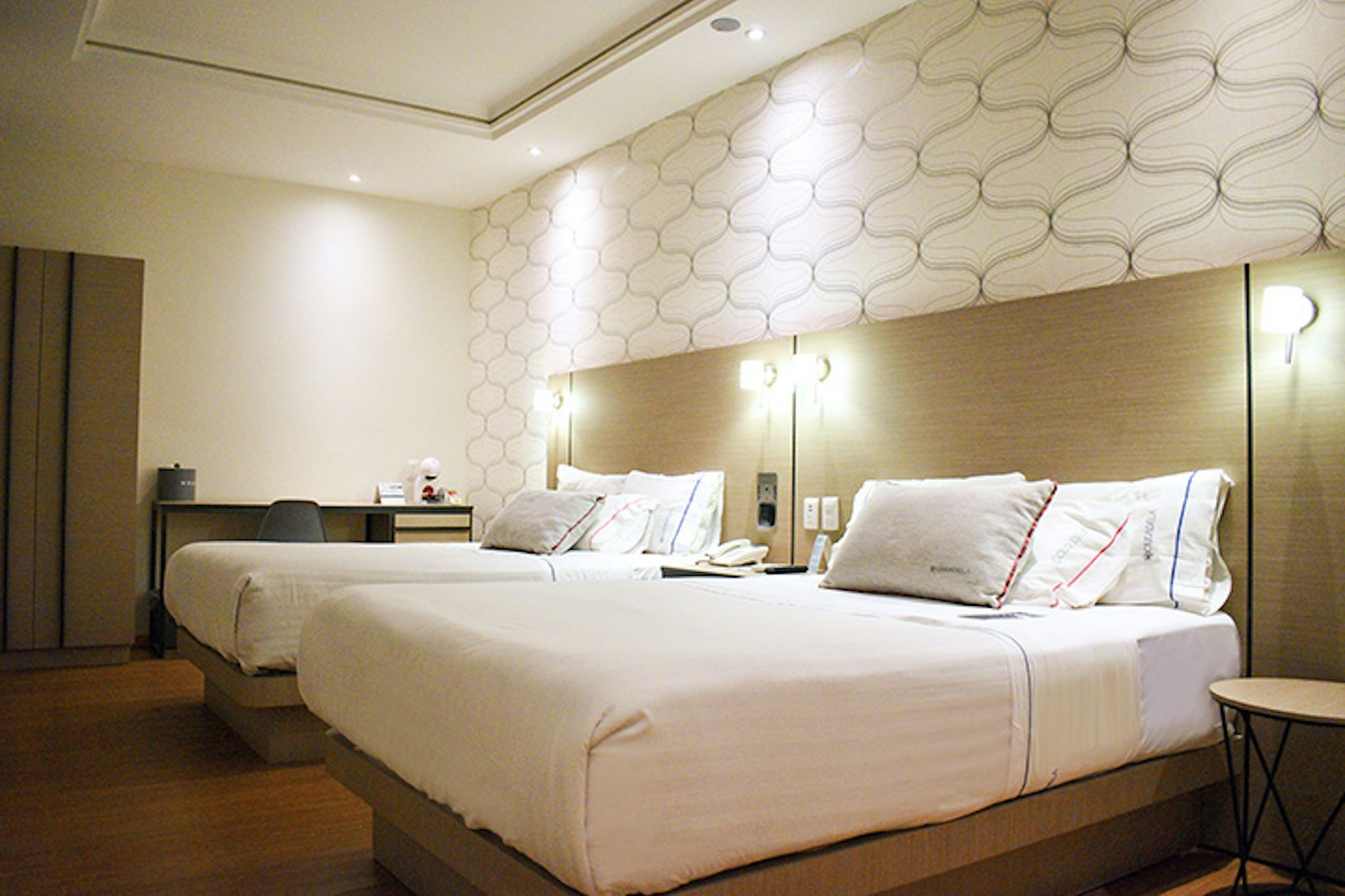 Premier, Double Bed