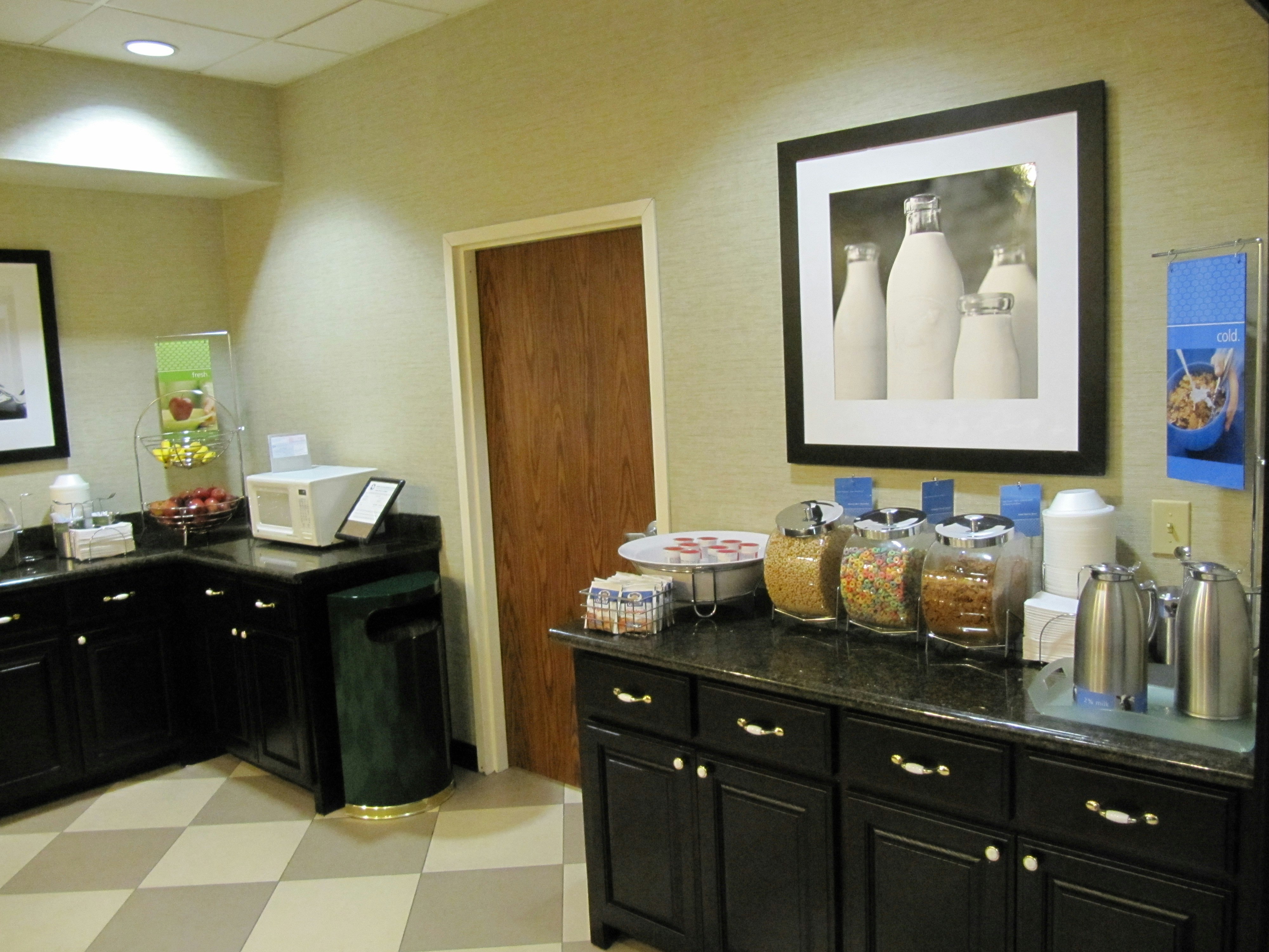 Hampton Inn Lindale/Tyler 30/30