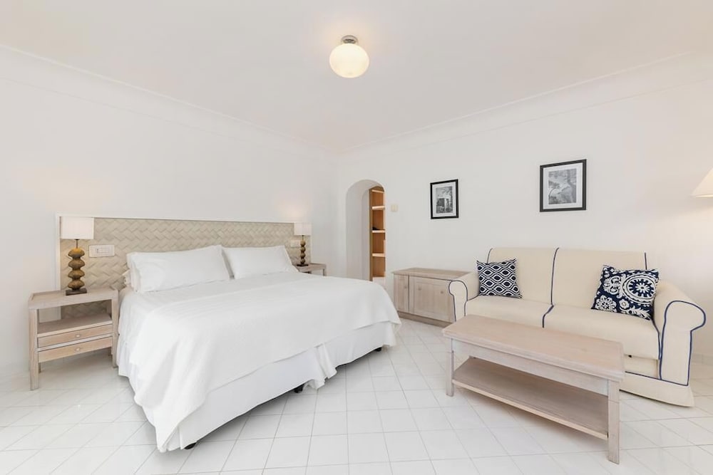 1 BEDROOM, DELUXE, DOUBLE BED, SEA VIEW, TERRACE