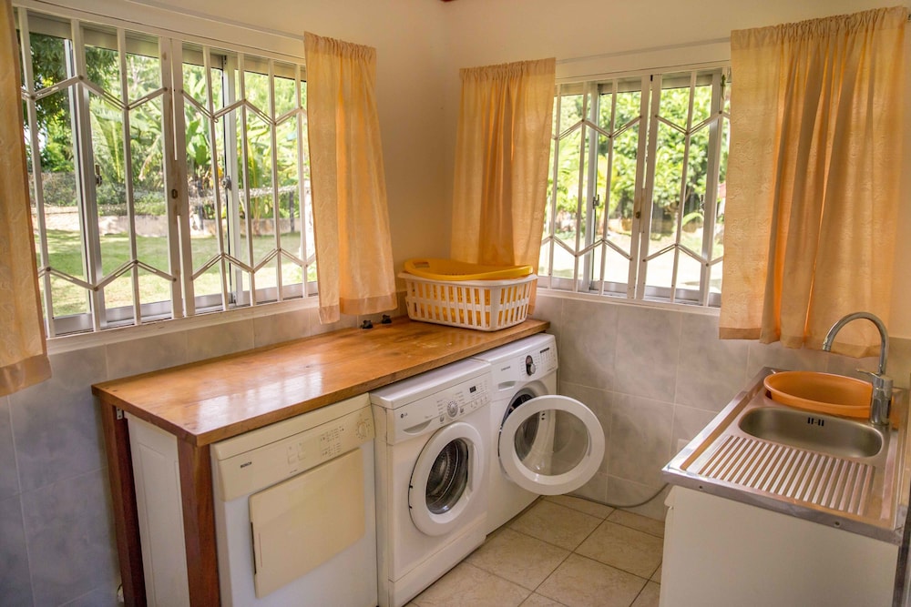 The Orchard Self-Catering Villa 24/50