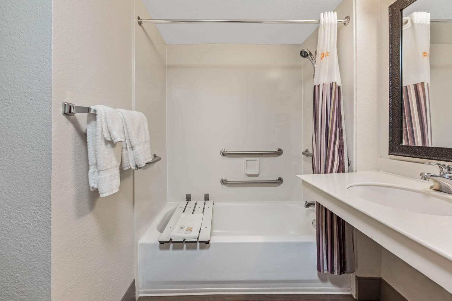 La Quinta Inn by Wyndham Miami Airport North 22/23