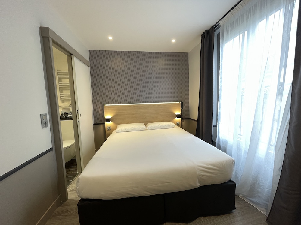 Hotel De Saint Germain 20/50