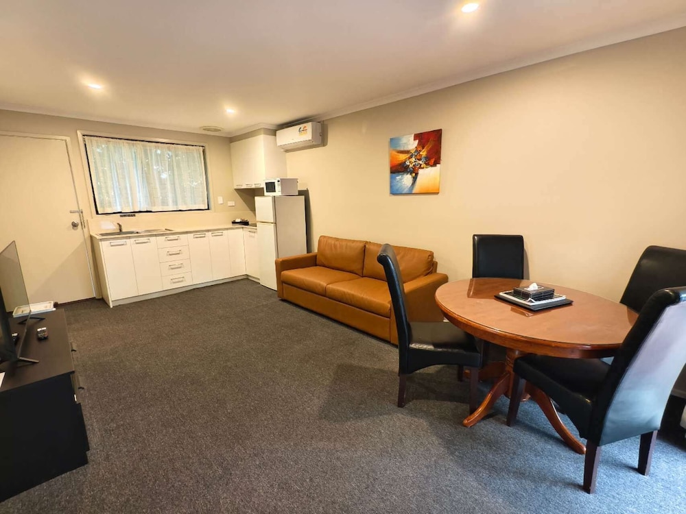 The Coachman Motel Units 56/71