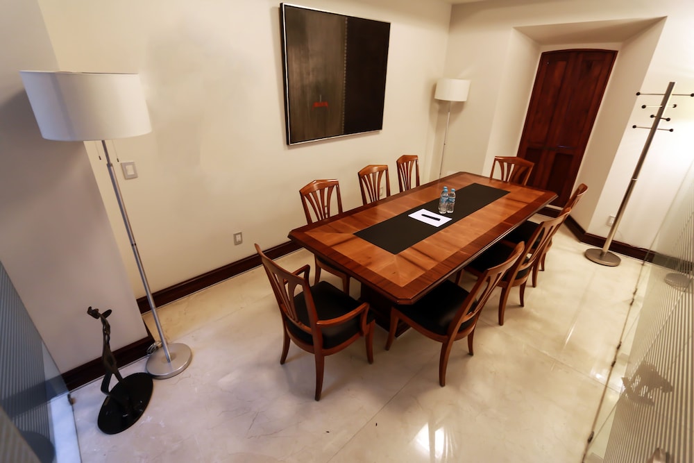 Hotel Casa Torres 42/45