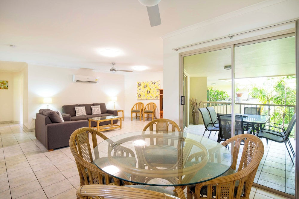 PORT DOUGLAS SANDS RESORT 45/62