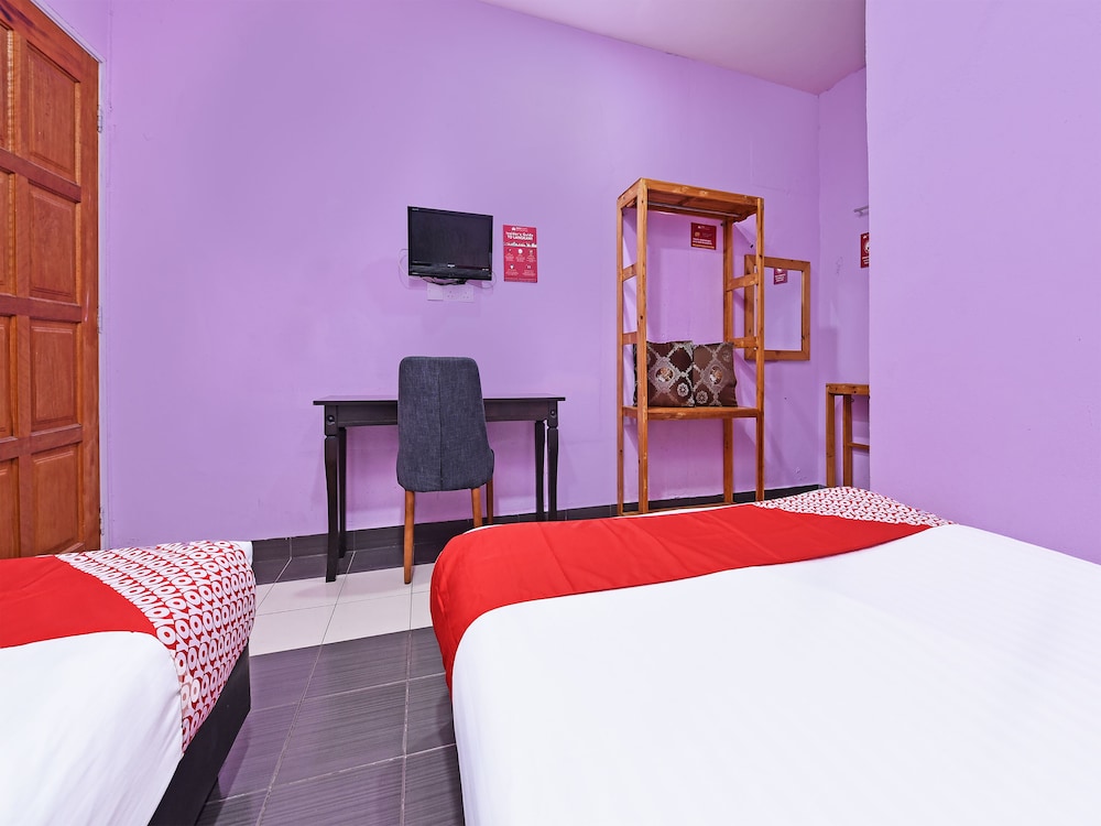Hotel O Awan Biru Motel 24/33