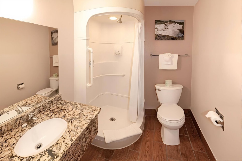 Econo Lodge Inn & Suites Yuma 45/47