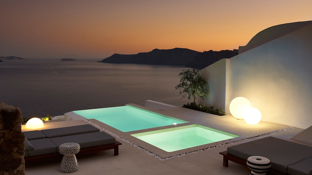 Amaya Selection Of Villas 45/50