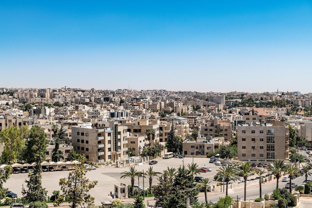 Sheraton Amman Al Nabil Hotel 7/63