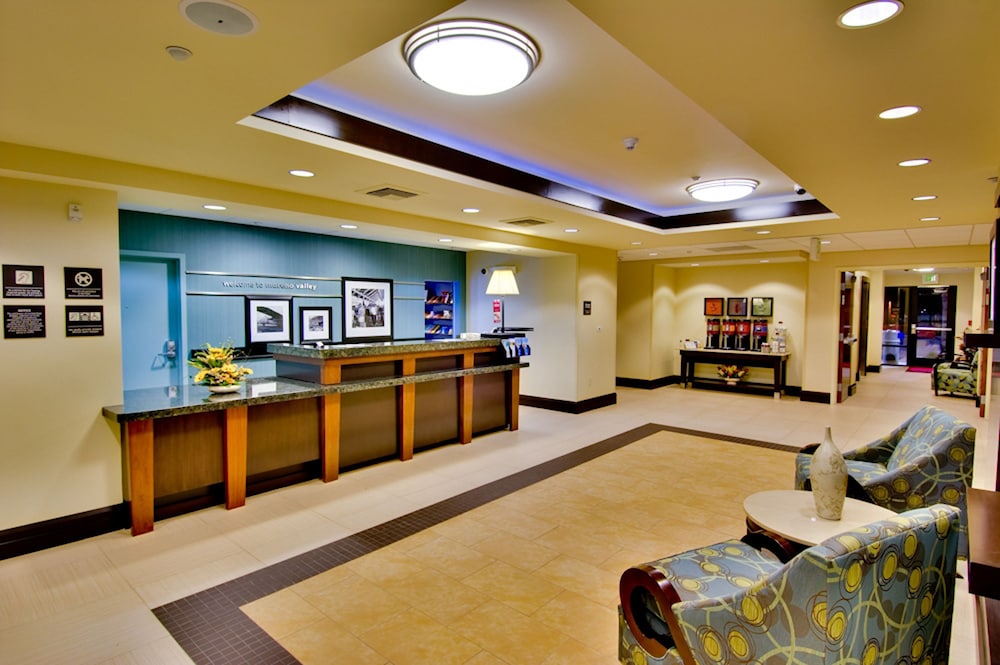 Hampton Inn And Suites Moreno Valley 7/63