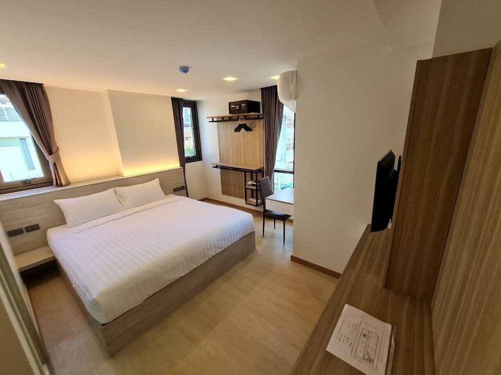 Thana Wisut Hotel 18/49