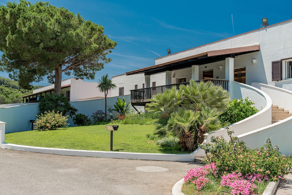 Hotel Portoconte 25/30