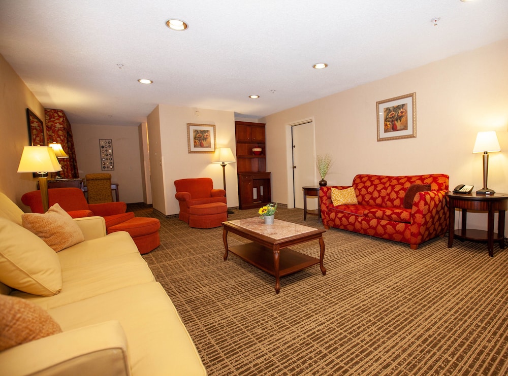 Baymont by Wyndham Knoxville/Cedar Bluff 33/59