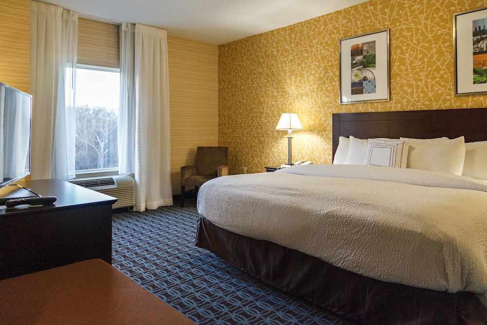 Fairfield Inn Suites By Marriott Somerset 10/40