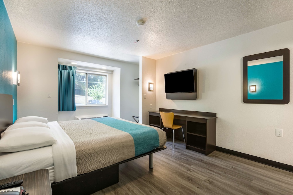 Motel6 Smyrna, GA - Atlanta 13/39