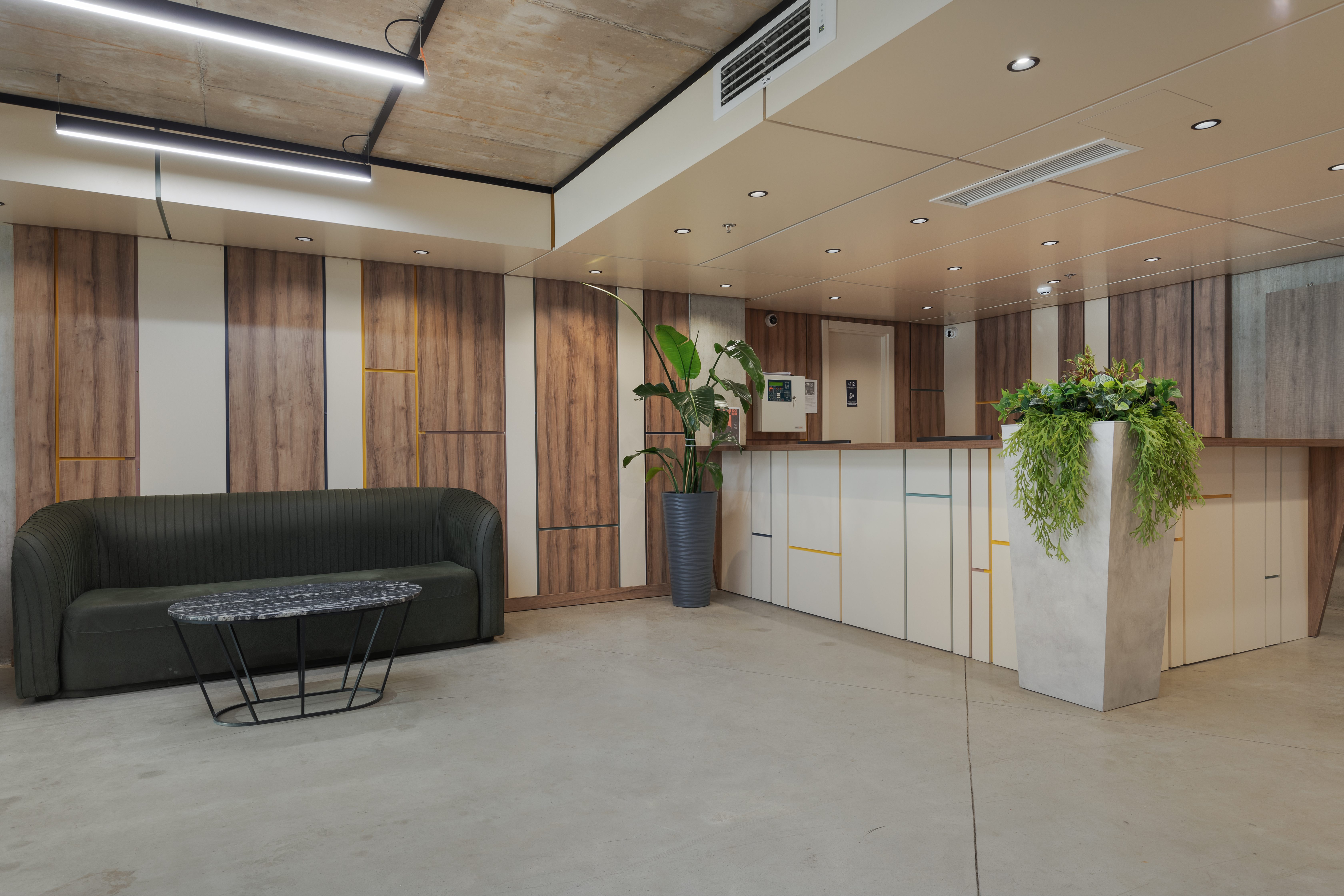 Rainbow Residence 8/43