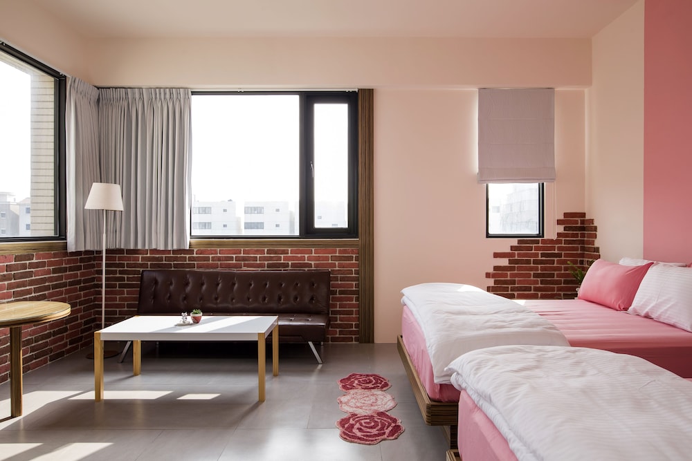 Spring Villa 36/68