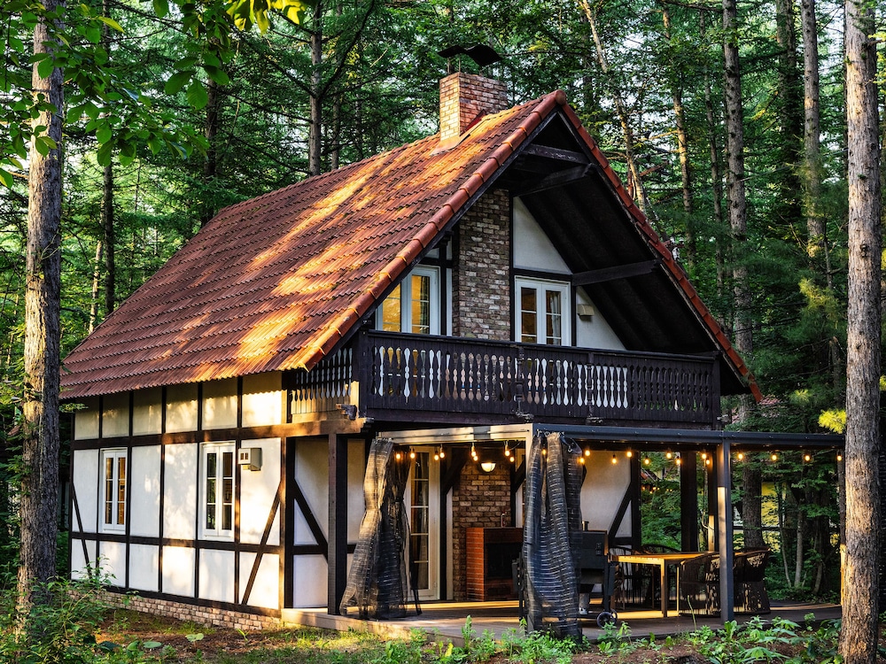 Nakasatsunai Glamping Resort Feriendorf 2/50