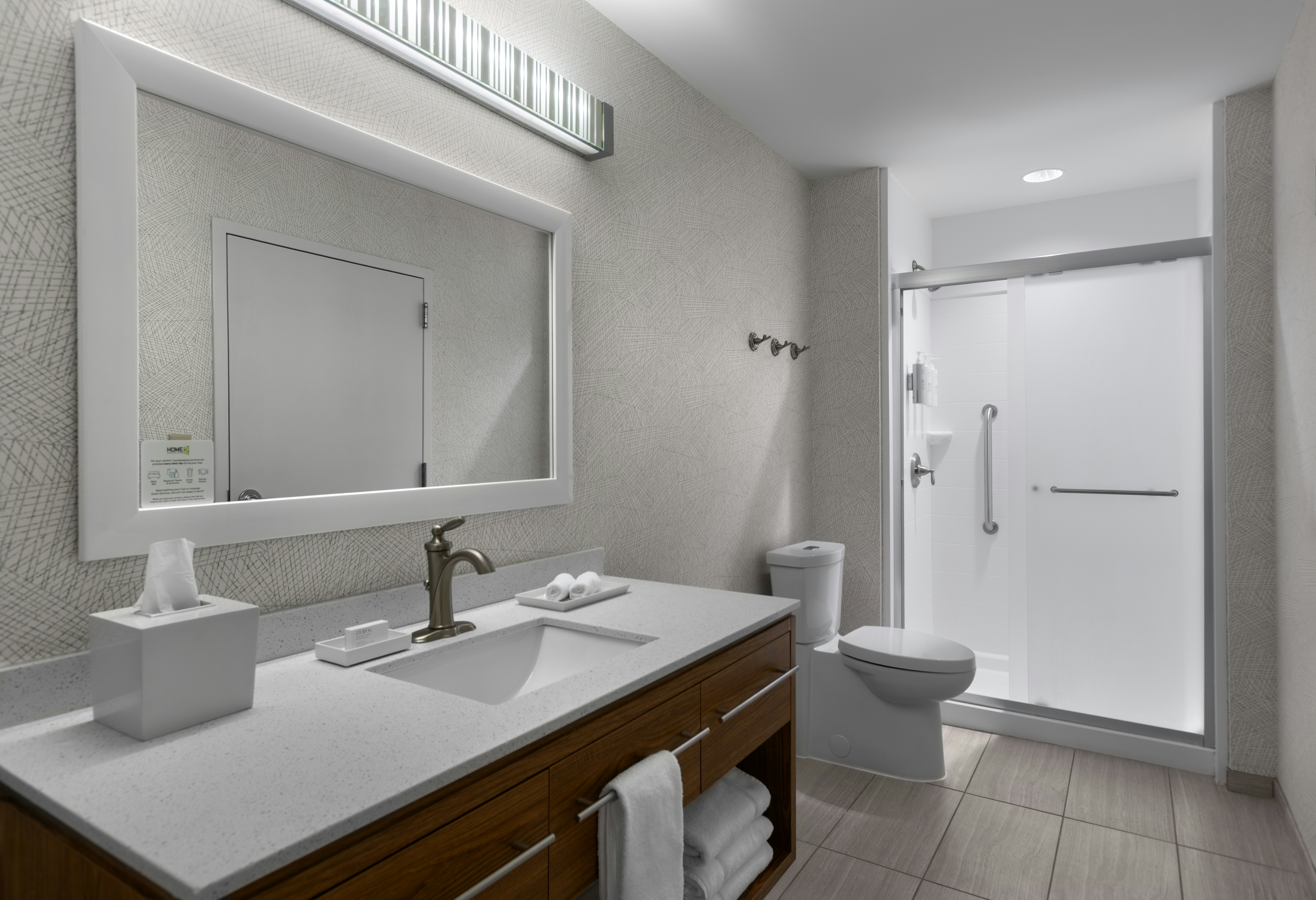 1 BEDROOM, SUITE, KING BED
