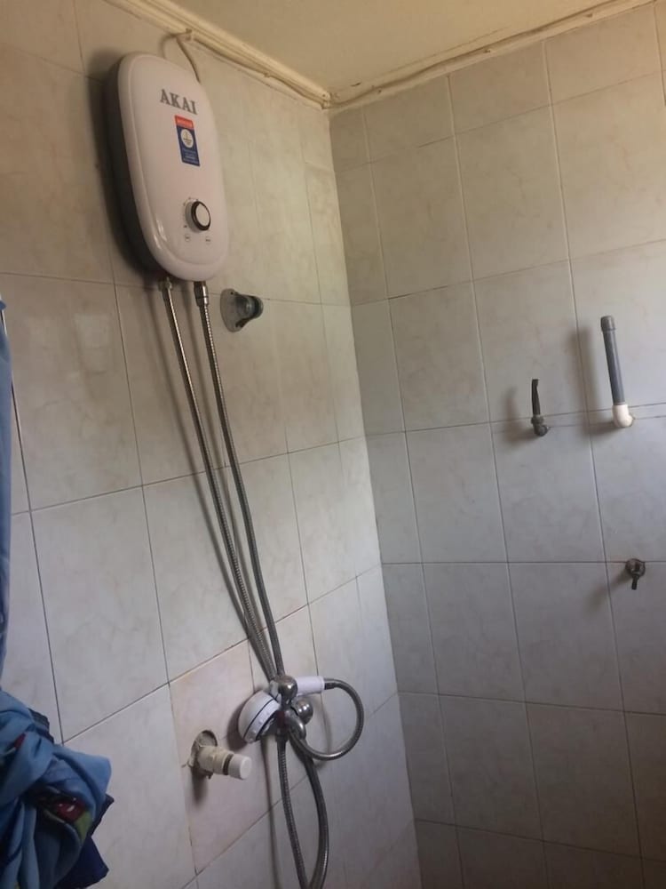 Inn-Syde Guest House 18/18