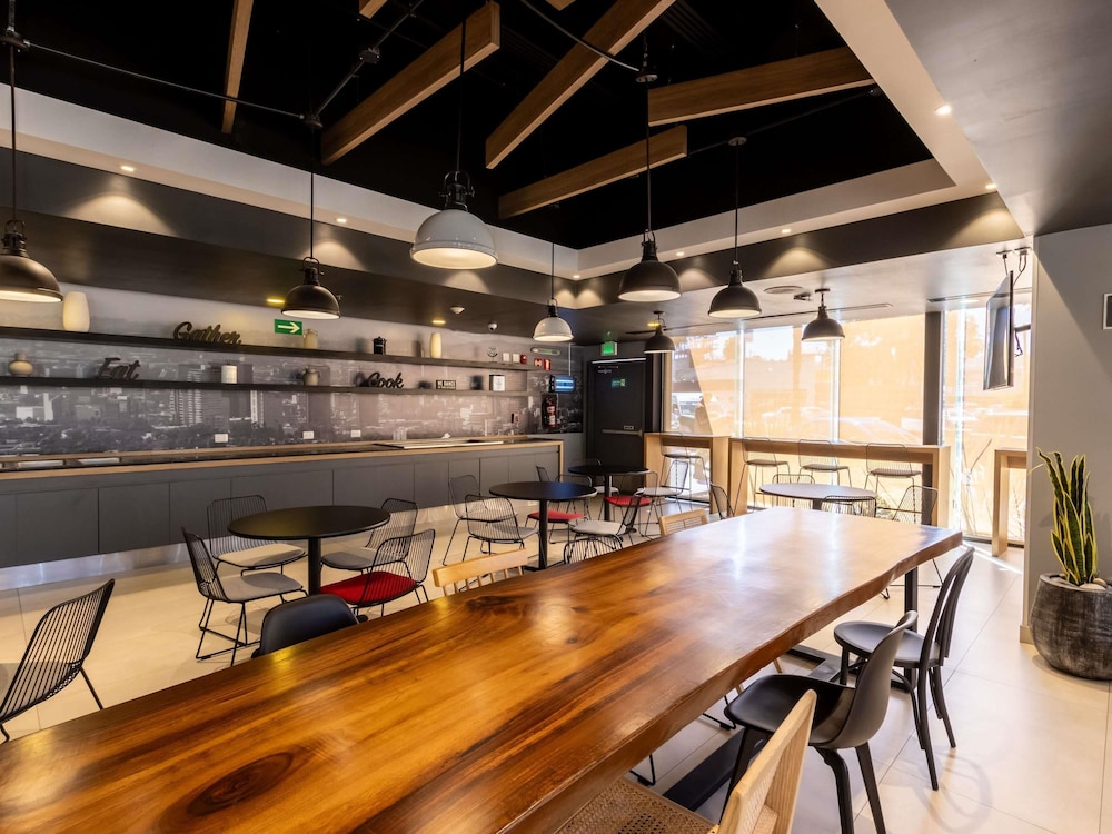 Ibis Tijuana 23/50