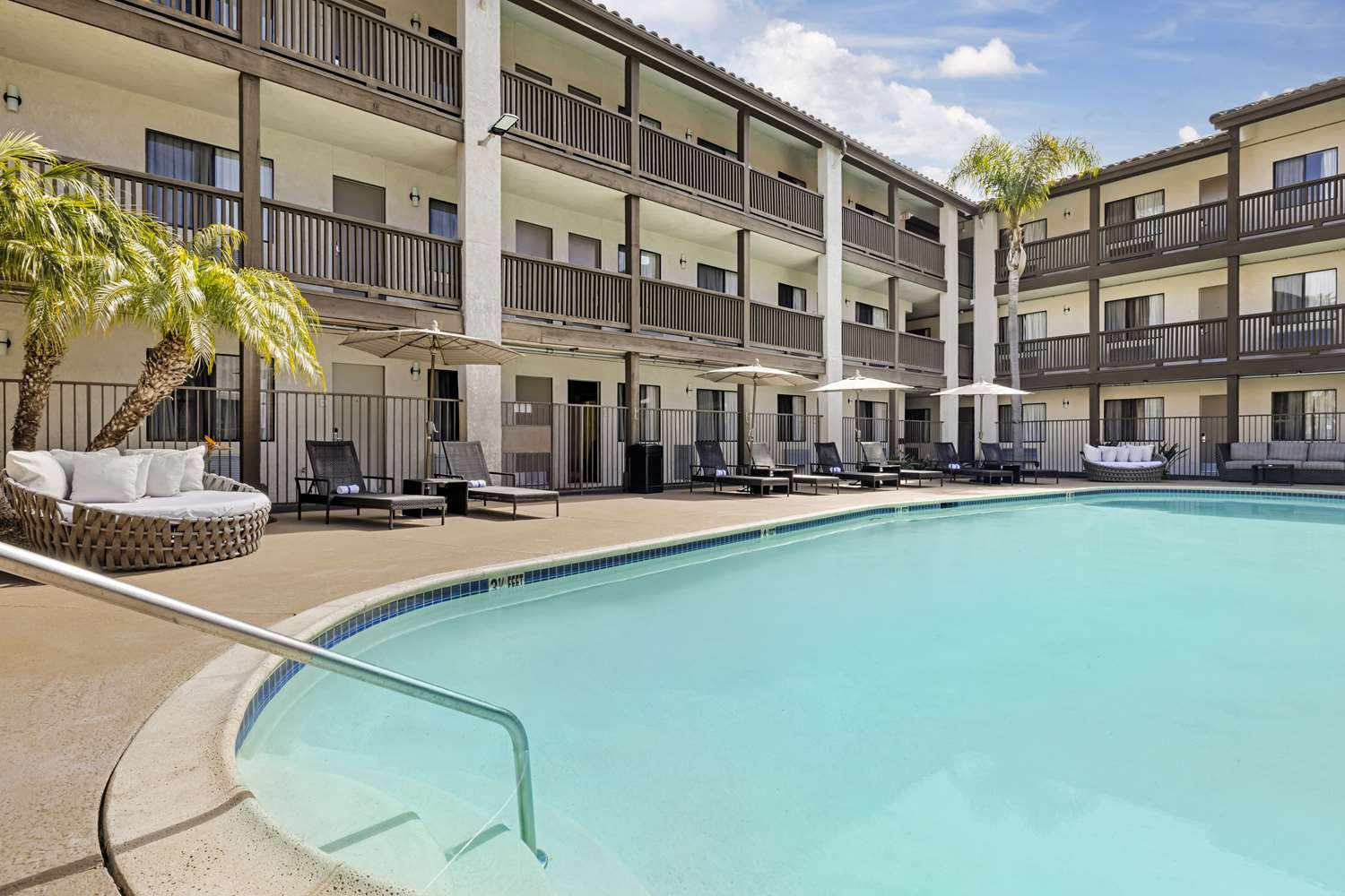 Best Western Carlsbad by the Sea 20/20