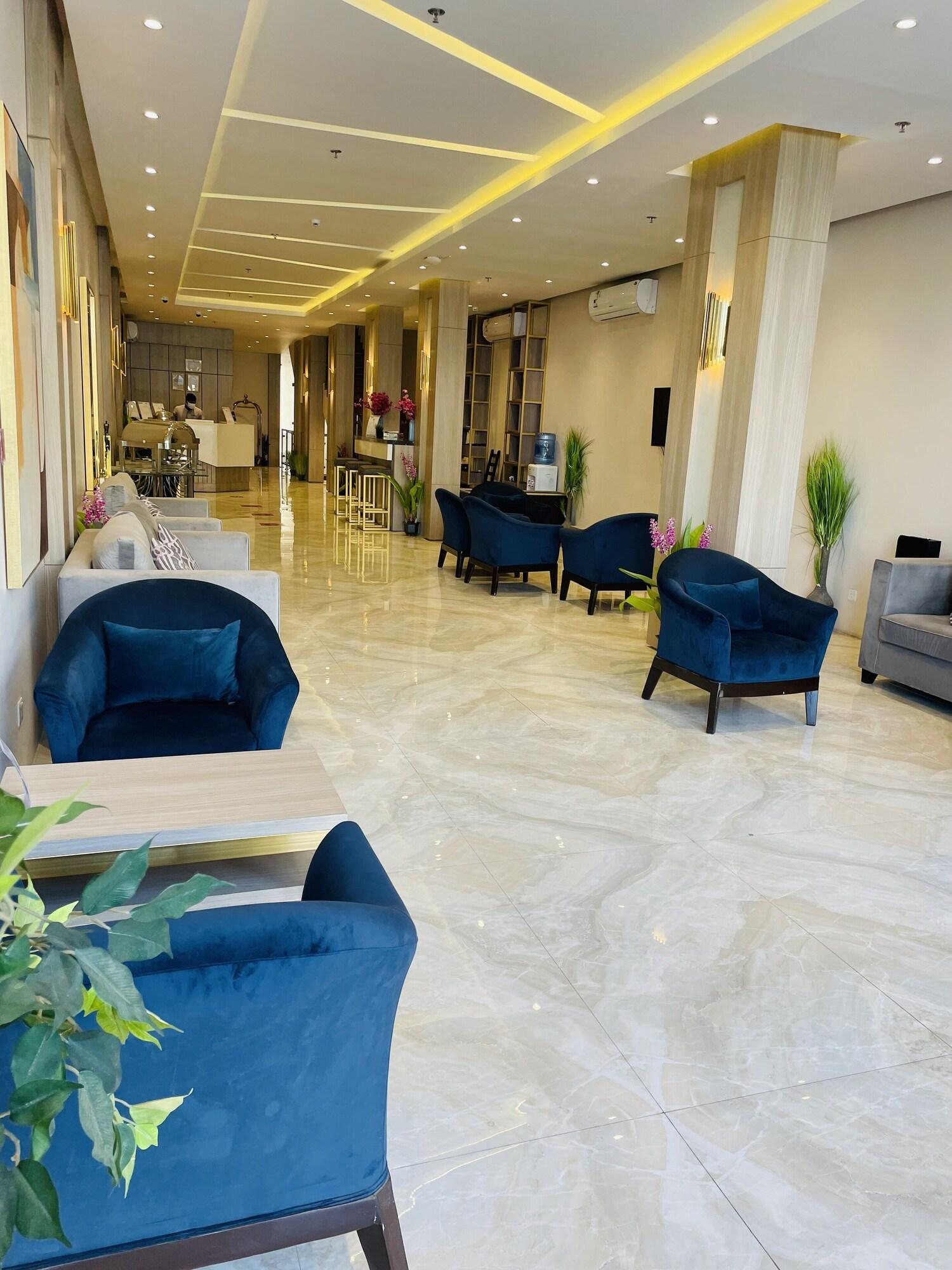 اطلالة الشرفة 2(Terrace View 2 - Serviced Apartments) 28/37