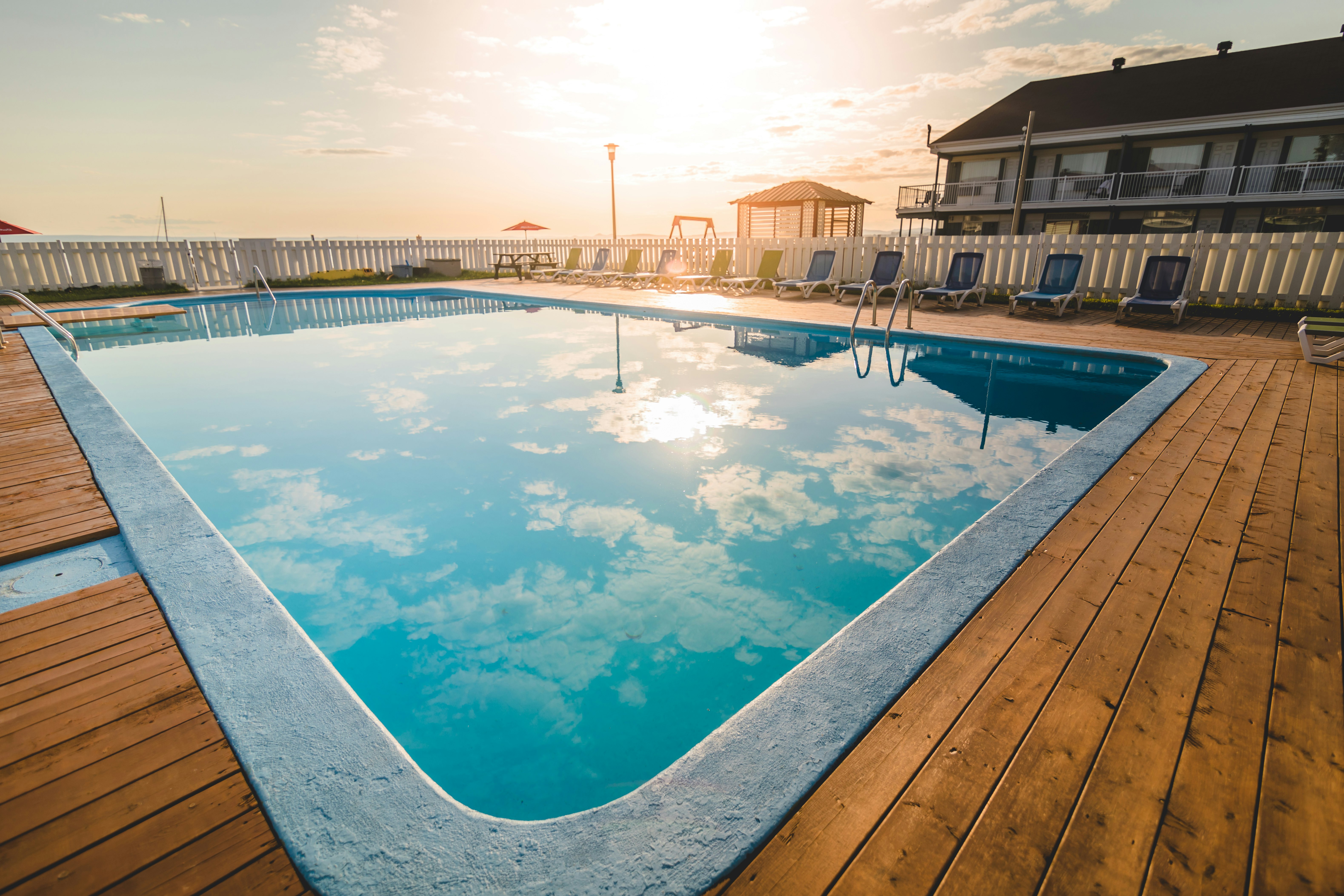 Hostellerie Baie Bleue 43/72