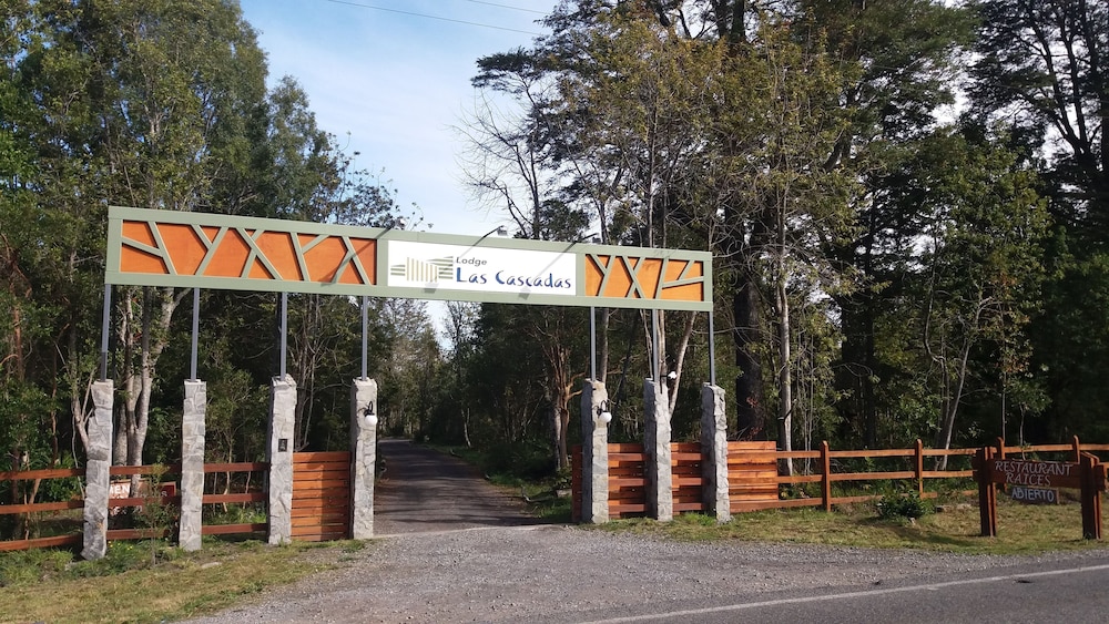 Cascadas Hotel 47/50