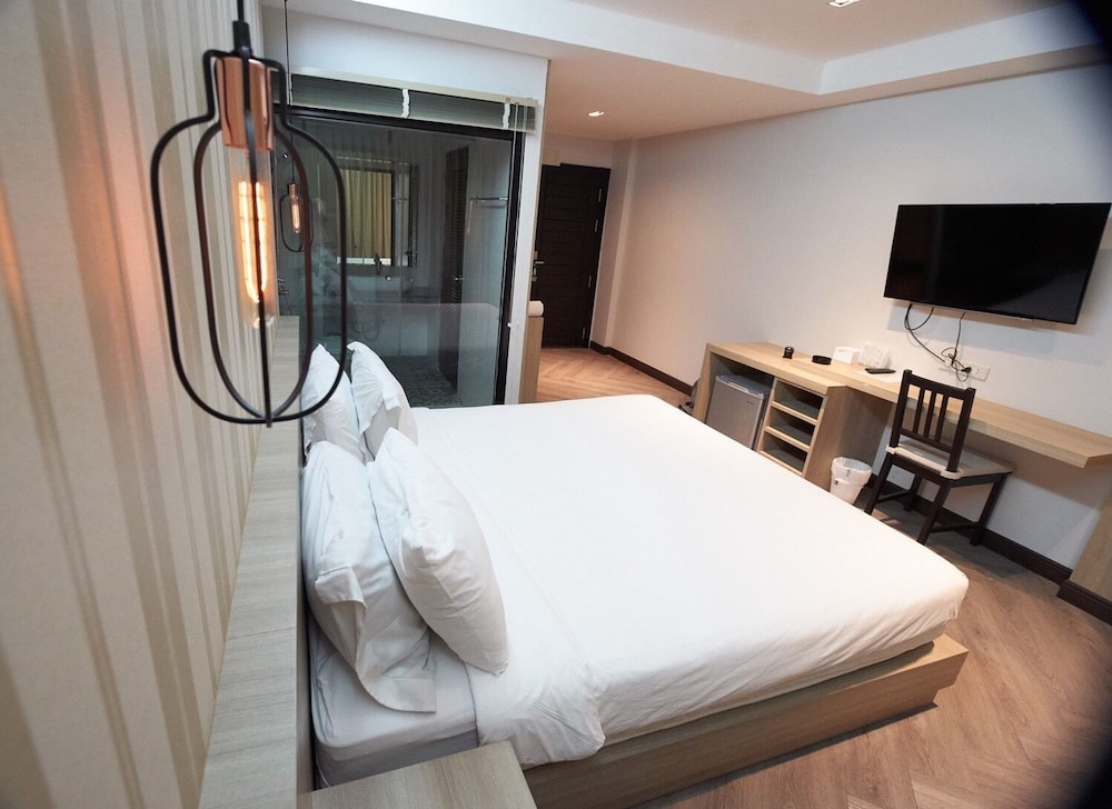 168 Studio Hotel Ubon Ratchathani 16/48